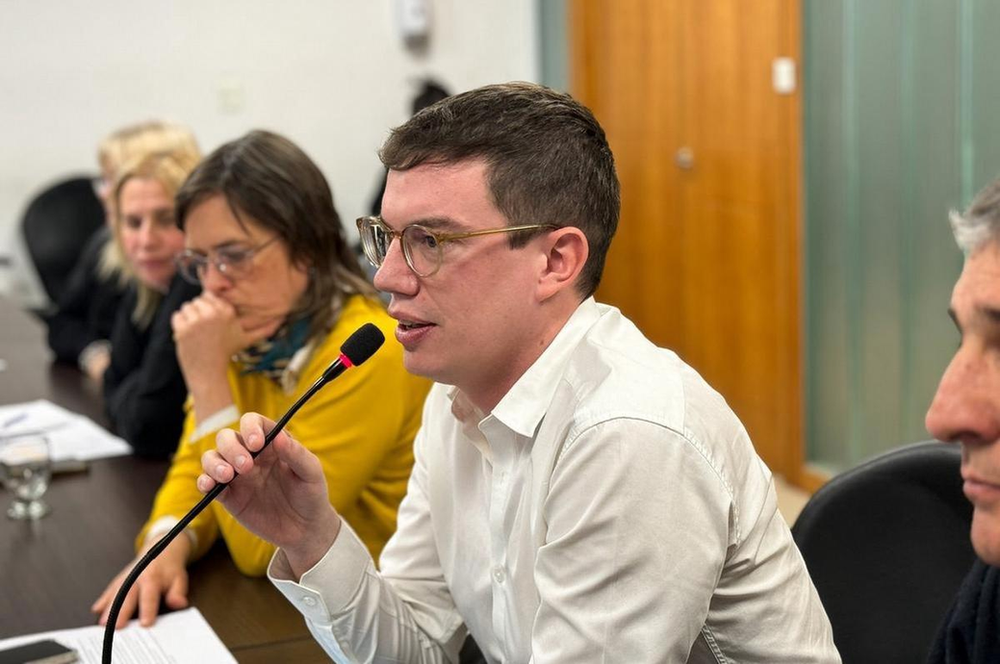 “Es una estafa”: Maqueda cuestiona el proyecto para regular trapitos y limpiavidrios en córdoba