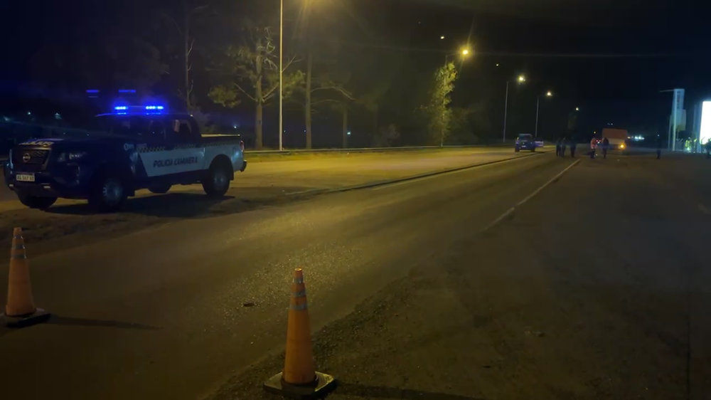 Murió un peatón tras ser embestido por un camión en la ruta 35