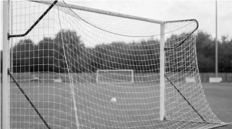 Fútbol de luto: falleció un jugador durante un torneo de veteranos