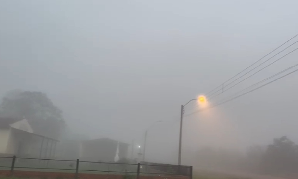 Niebla, lluvias y frente frío: así cambia el tiempo este fin de semana