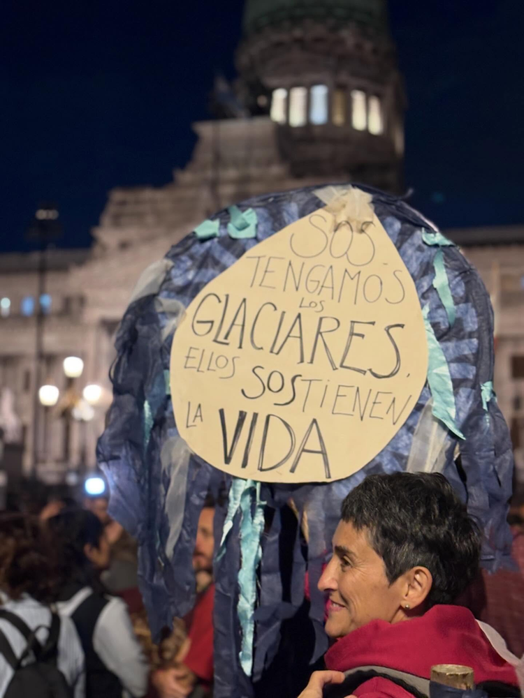 Glaciares: impulsan una demanda colectiva histórica que ya supera las 800 mil adhesiones ¿Cómo participar?