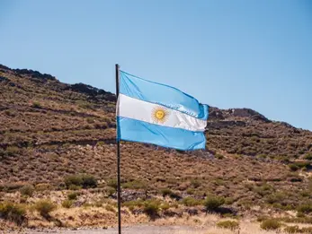 Debate por la minería: Nuevas leyes reactivan la explotación de cobre y el control ambiental