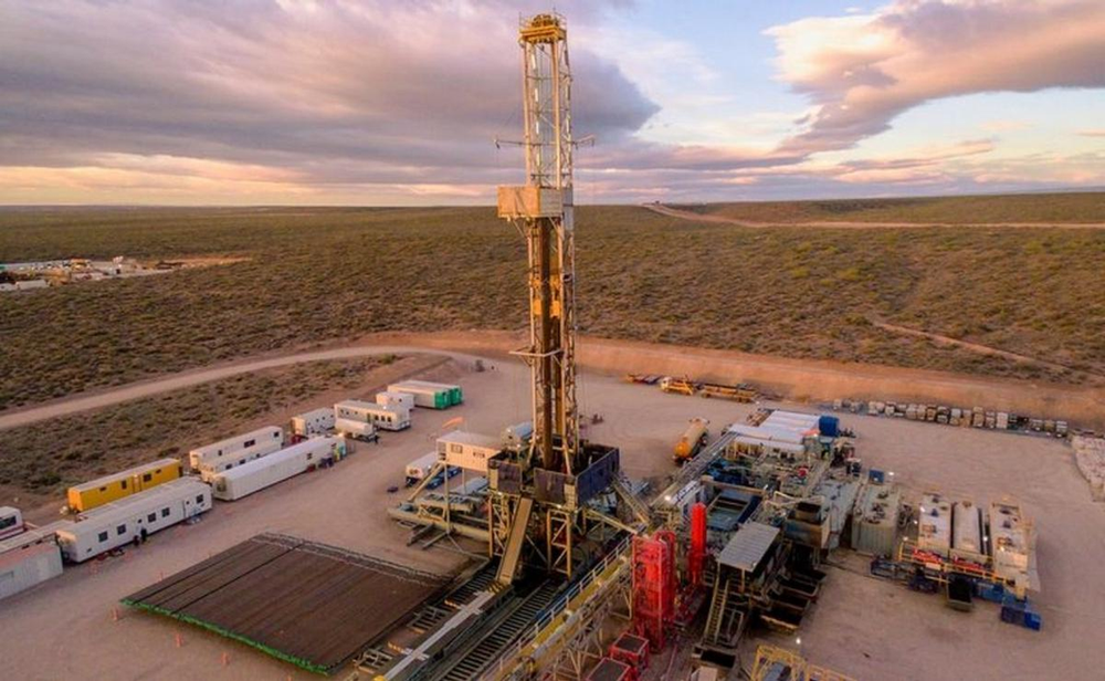 YPF apuesta fuerte a Vaca Muerta: inversión récord y una promesa exportadora de US$100.000 millones