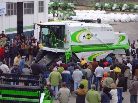 Los dejaron salir antes por el partido y minutos después les enviaron los telegramas de despido