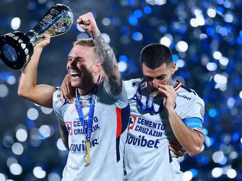 Un riocuartense, ex Atenas, hizo campeón a Cruz Azul con un gol agónico en México