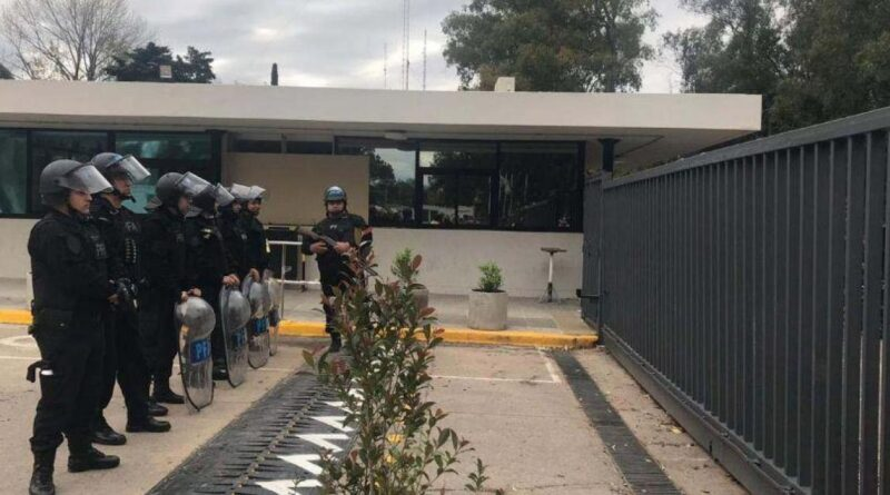 “Nos están dejando sin capacidad”: alerta en el INTI por despidos y más recortes