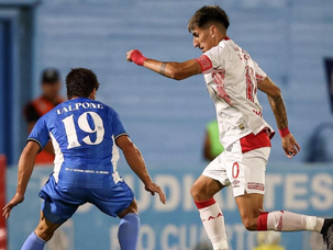 De regreso entre los grandes: Estudiantes sumó en su debut ante Argentinos