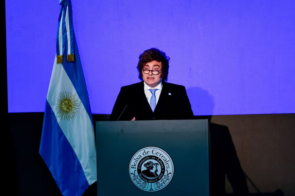 Milei baja retenciones al campo y promete llevarlas a cero: qué cambia para el agro y la industria