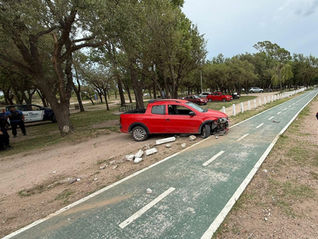 Detenido tras robar una camioneta y chocar en la costanera sur