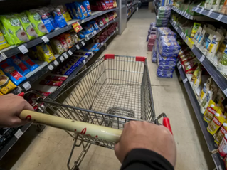 Morosidad en alza y bancos en alerta: el endeudamiento golpea al consumo en todo el país