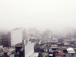 Niebla, humedad y lluvias en el país: Cuándo mejora el tiempo y llega una seguidilla de días estables