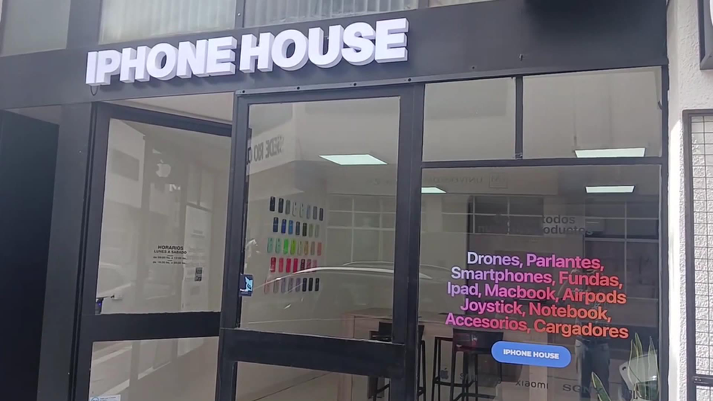 Robo armado en pleno centro: se llevaron 15 celulares en menos de un minuto