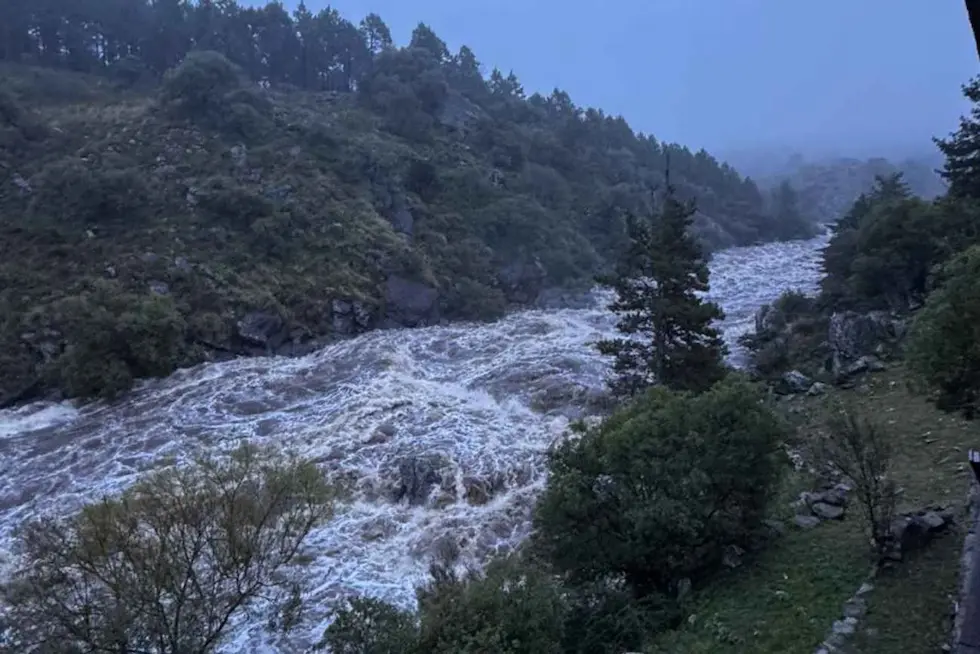 Crecen los ríos en Córdoba: alertan por nuevas crecientes y cortes en rutas serranas