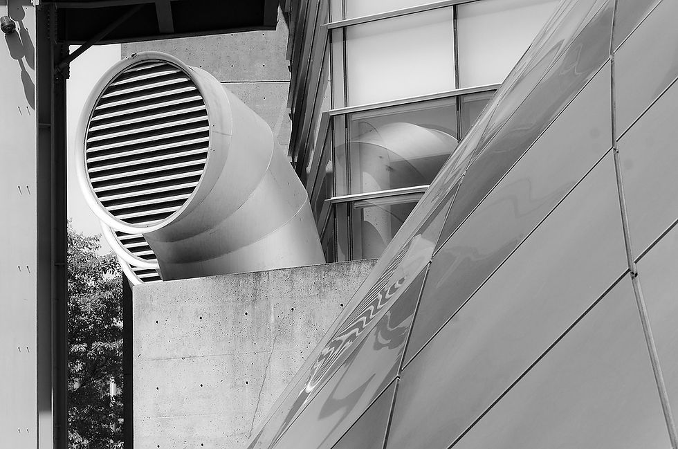 girlart39-architectural-482685_1280.jpg