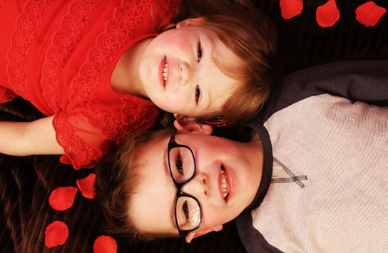 valentines sibling shoot