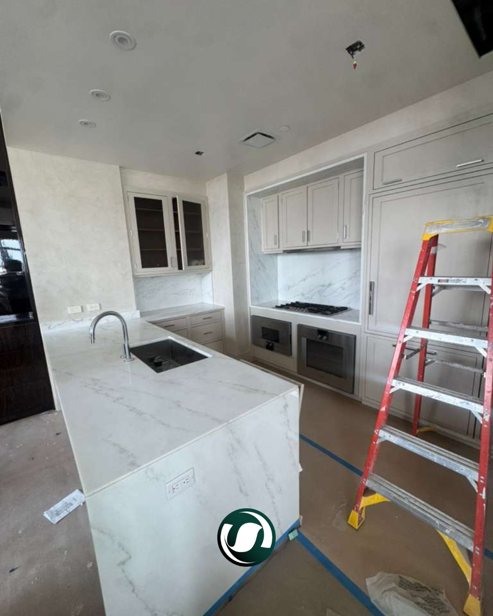 Kitchen tops - Before