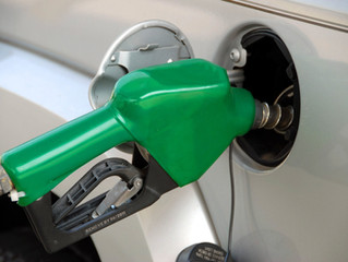 Queda de preços estimada pela Petrobras não chega aos consumidores