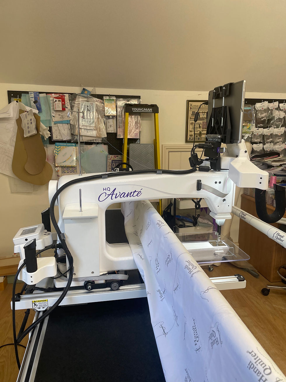 Thumbnail: SOLD! Avante 18"with 10' frame + Pro-Stitcher Premium - Derbyshire