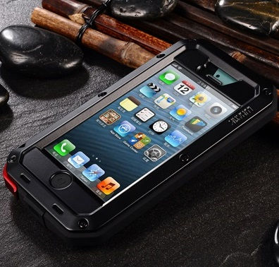 LUNATIK TAKTIK CASING (iPhone 4/4s)