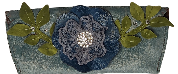 Miniatura: Dettaglio di un portaocchiali realizzato fai da te