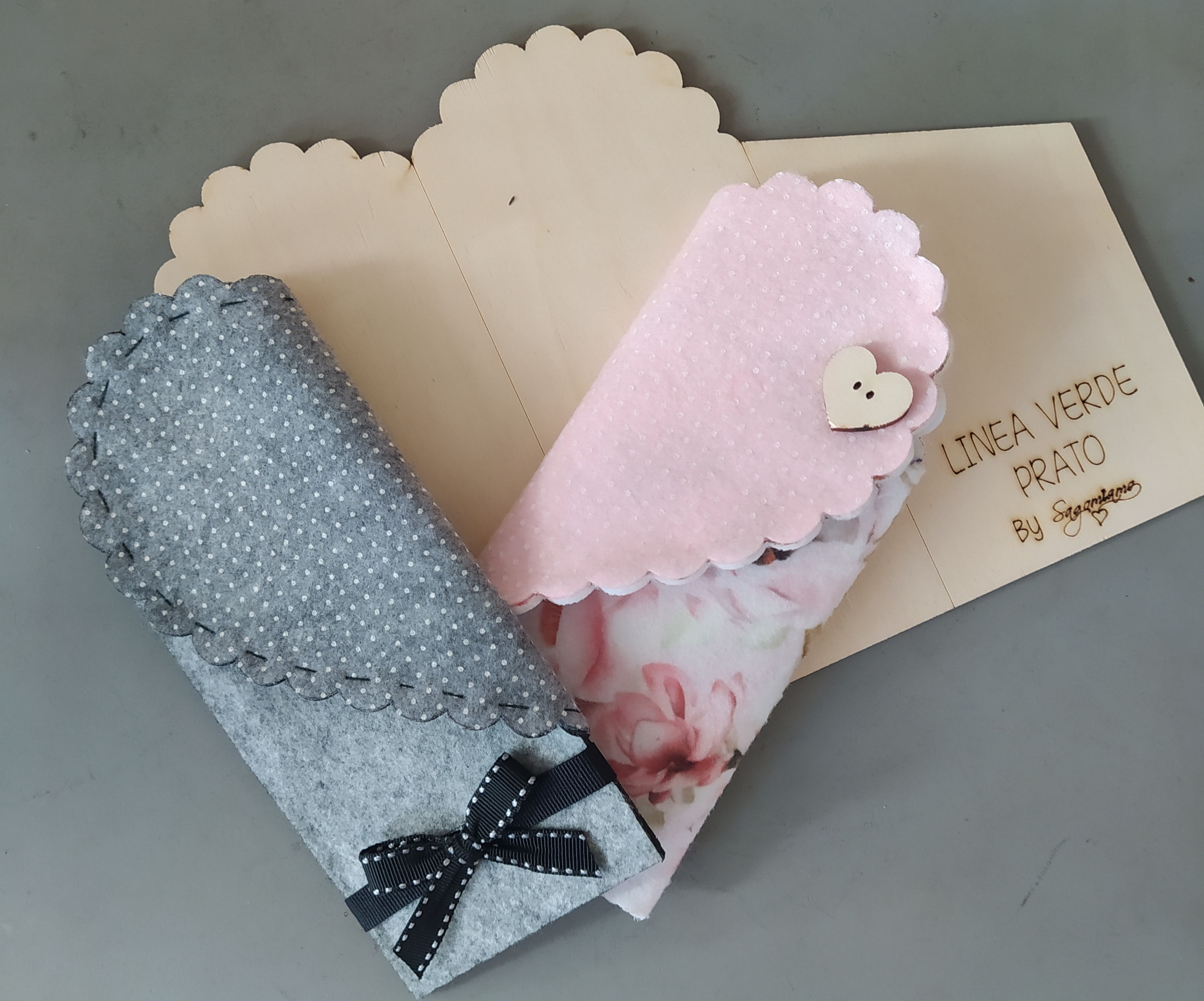 sagoma porta occhiali a forma di cuore