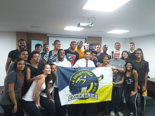 CREF7 recebe alunos da UNIP e UNIPLAN