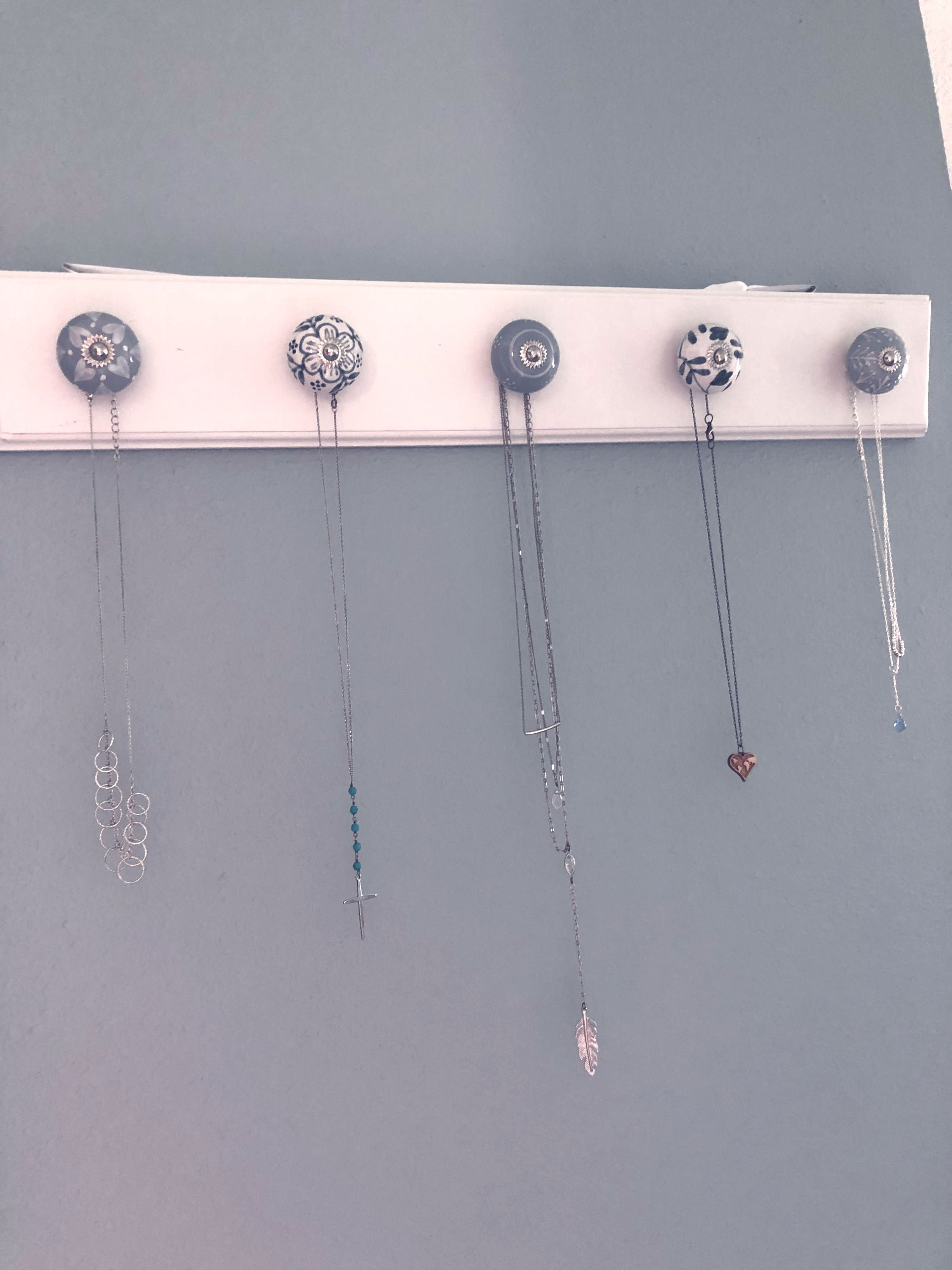 Necklace Hanger