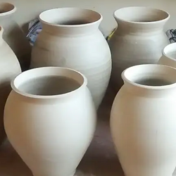 different ceramic vase shapes