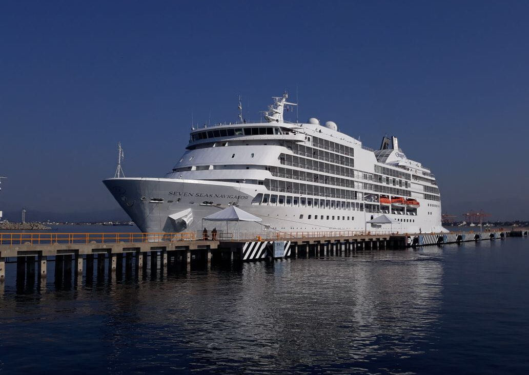Crucero-Seven-Seas-Navegator1.jpeg