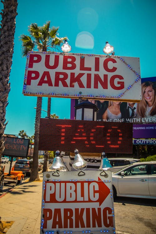 Are billboards still relevant in the digital era?