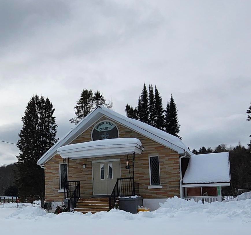 New step - winter -outside winter with sign_edited_edited.jpg