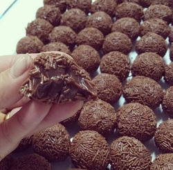 A01-BRIGADEIRO TRADICIONAL (4)