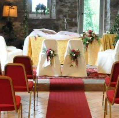 Centro Congressi - Piscina esterna - Centro Benessere Bibele Med Spa - Ristorante Le Volte - Palazzo Loup