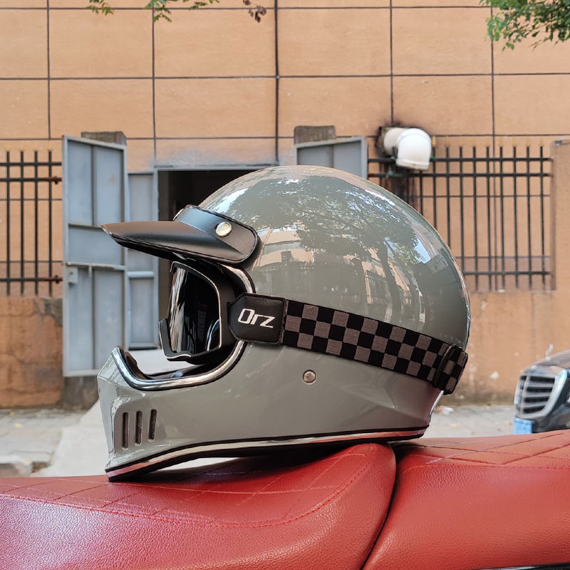 Thumbnail: Vintage Style Motorcycle Helmet Full Face