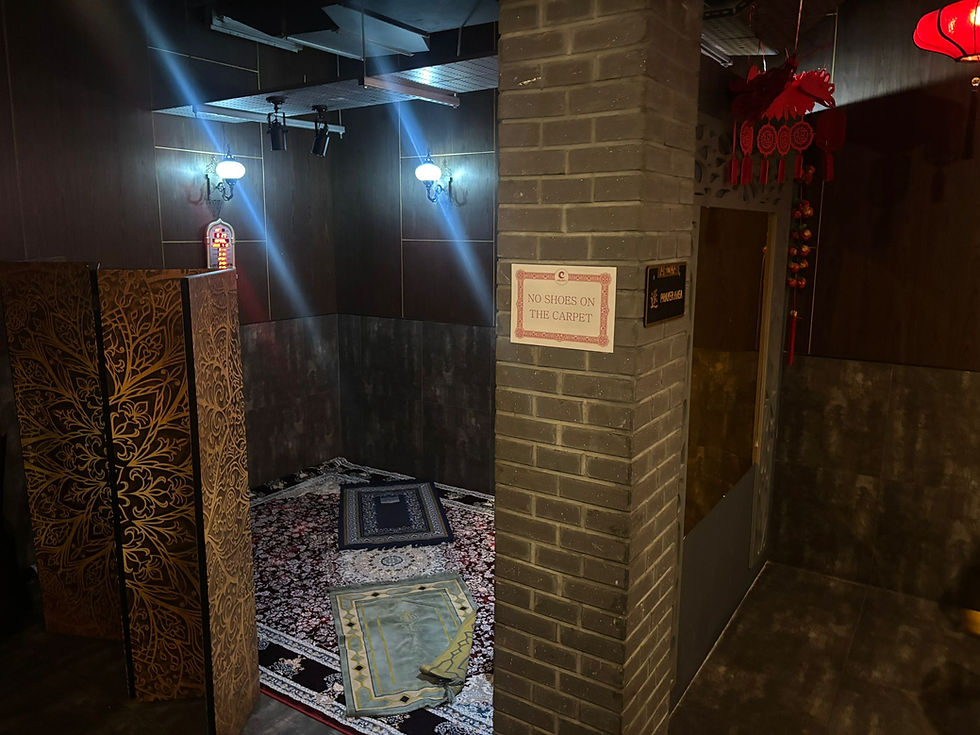 Aroma Buffet – A Family-Friendly Buffet with a Prayer Room