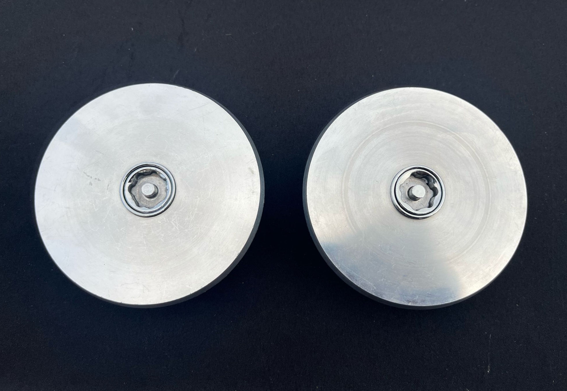 Kit double bouchon antivol de carburant - Compatible poids lourd - D.80mm