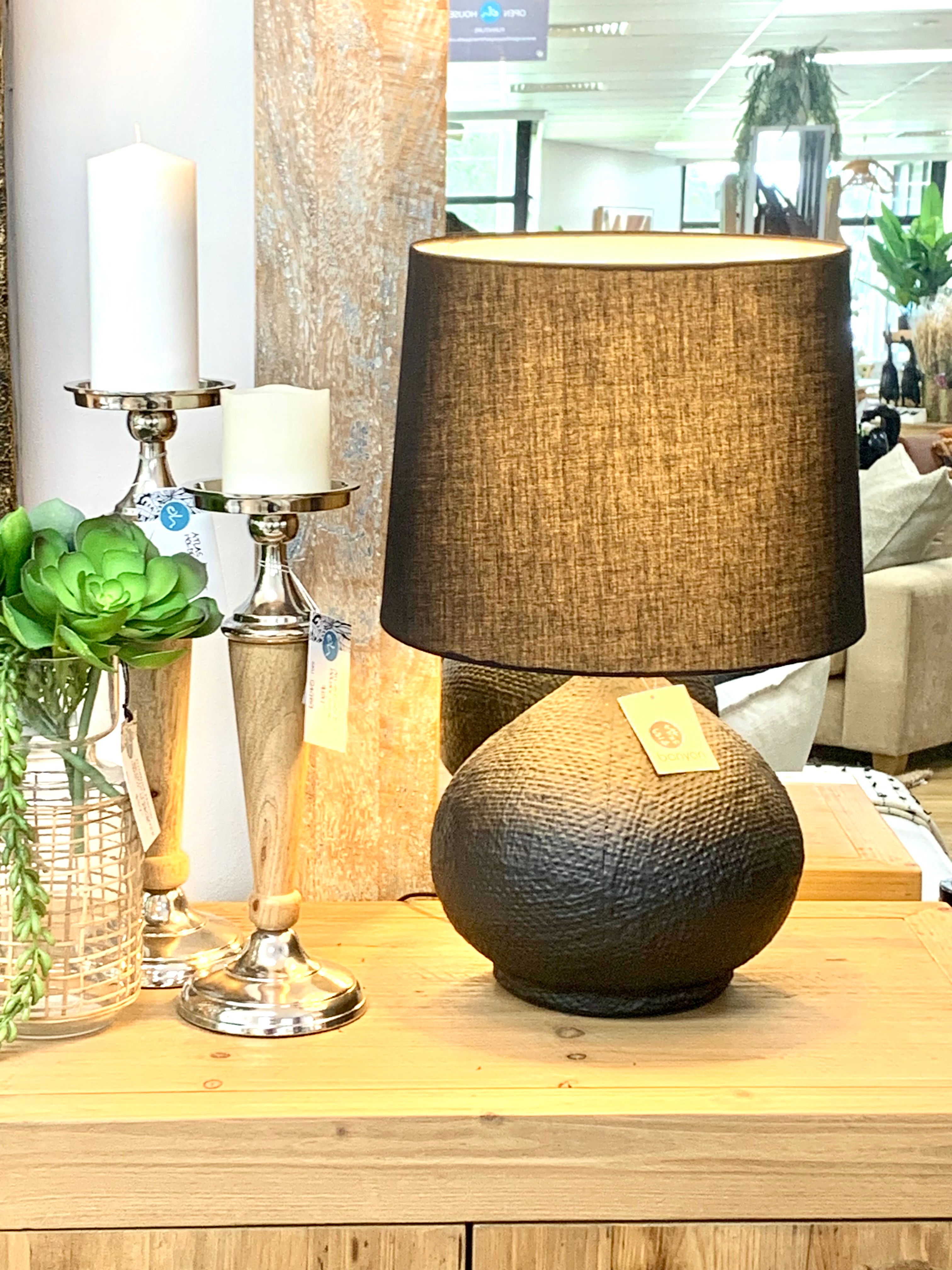 HESSIAN BLACK TABLE LAMP