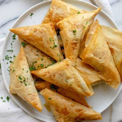 Spanakopita-Triangles-11-500x500.jpeg