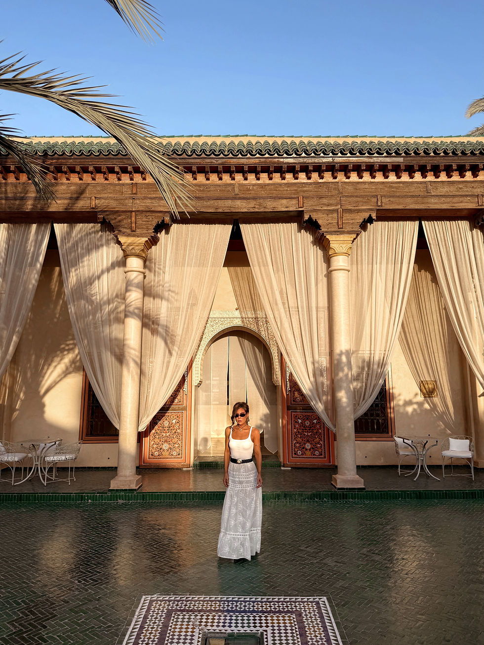 Wedding photographer Patricia Coppola in Marrakech gardens — editorial travel portrait