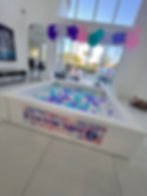 ALL WHITE SQUARE BALL PIT