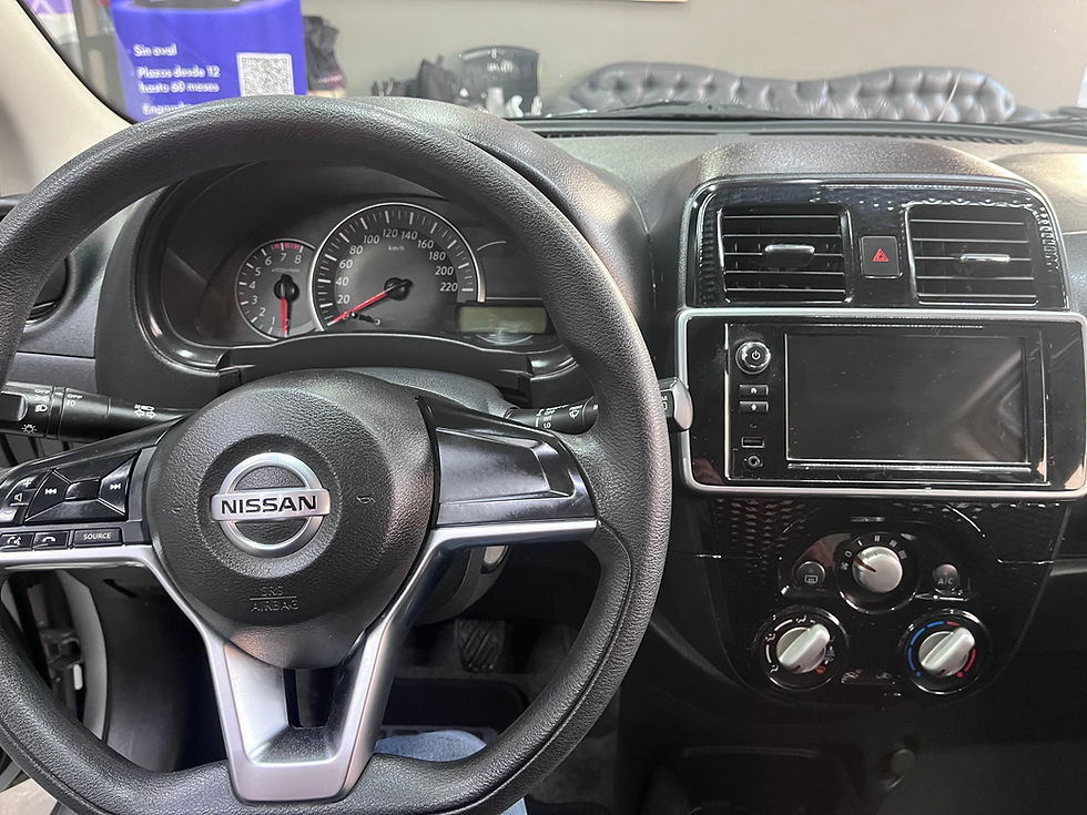 Miniatura: Nissan March Advance 2021