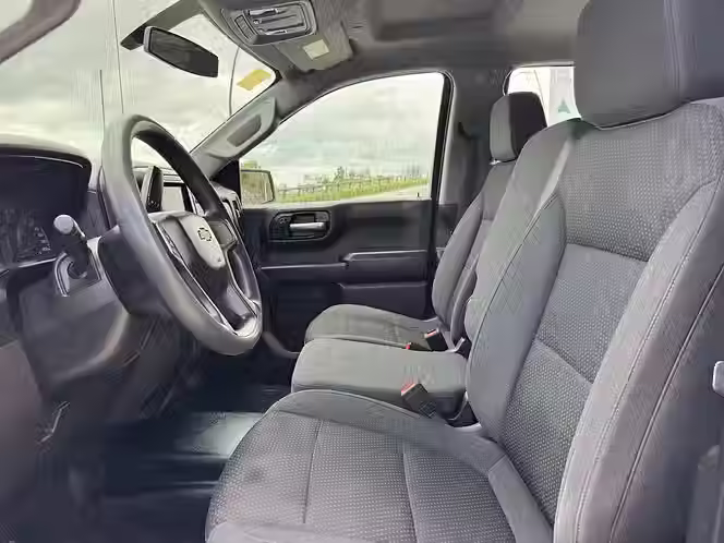 Miniatura: Chevrolet Silverado 4.3Lt 2021