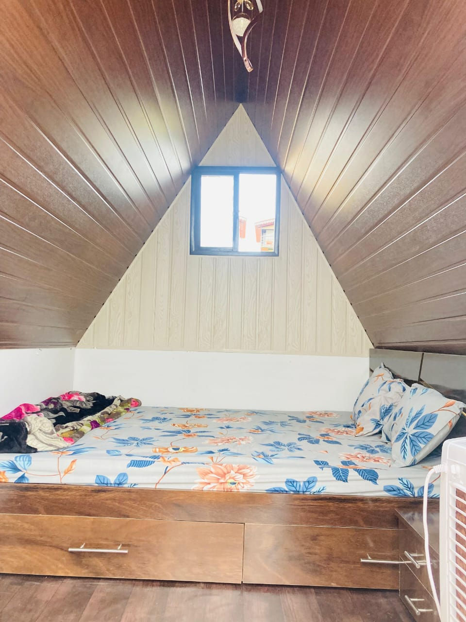 Thumbnail: Pawna lake glamping 