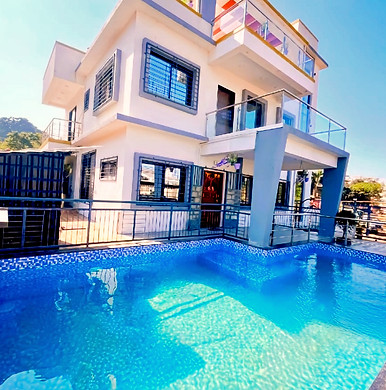 WhatsApp Image 2024-12-11 at 20.05_edited.jpg