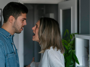 Relacionamento em Crise: Quando é Hora de Procurar a Terapia de Casal?