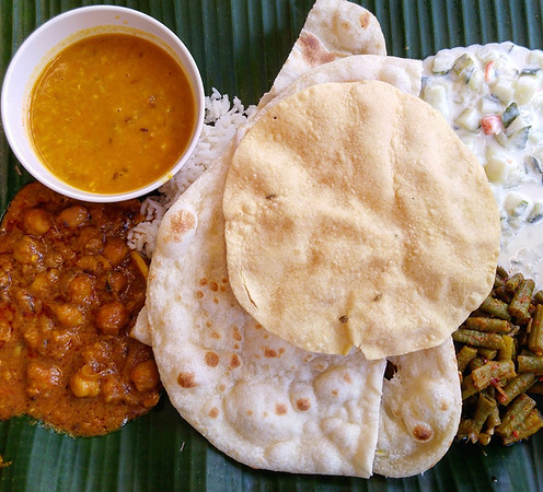 Naan curry et sauce le rajwal.jpg