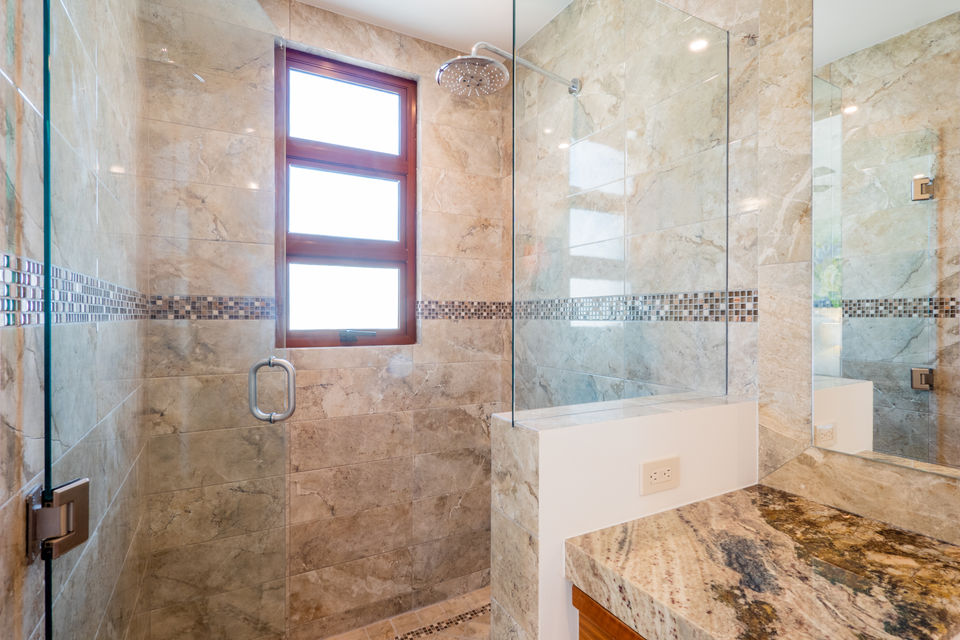 Palmilla Dunes 922 - a luxury penthouse villa overlooking the ocean in San Jose del cabo - Marble master bathroom