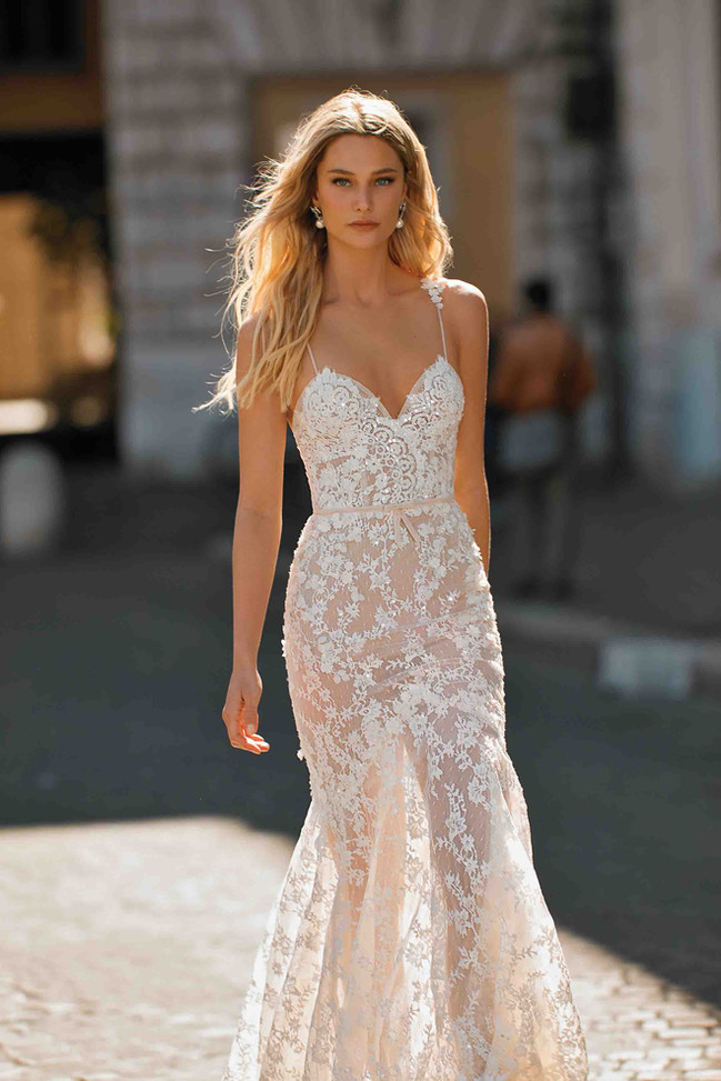 Berta Priveé Style 20-P02 by Marie Bernal, Berta