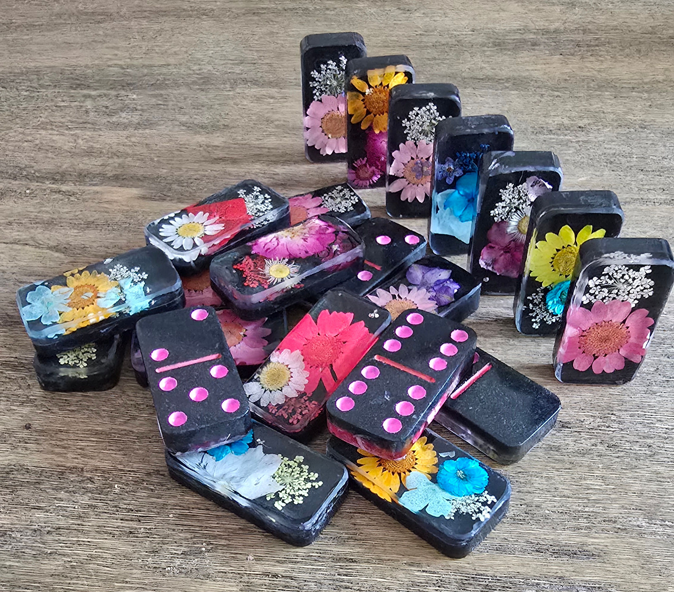 Pressed flower in resin dominoes,  black and pink