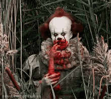 Pennywise in real life , Clown in Florida ate more then 30 kids and ate himself too , this is what his powerwas -